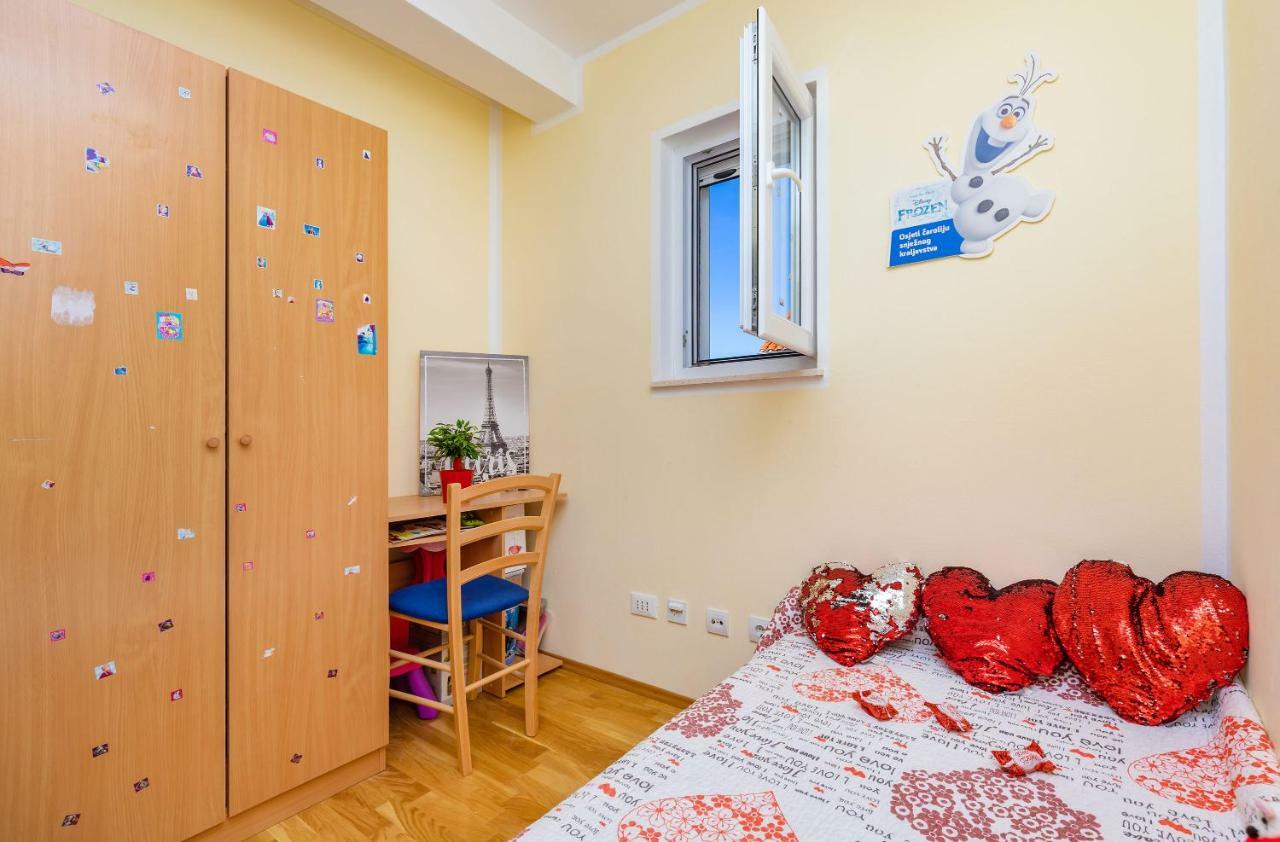 Apartment A&M 米利尼 外观 照片