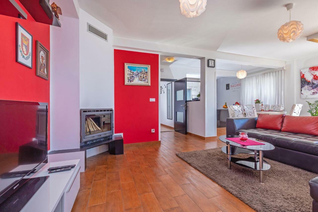 Apartment A&M 米利尼 外观 照片